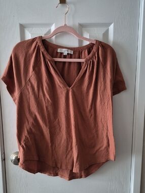 LOFT Rust Short Sleeve V-Neck Blouse